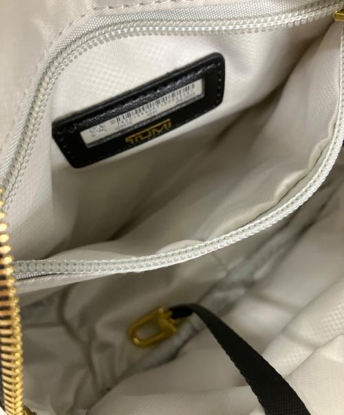 TUMI（トゥミ）TUMI (トゥミ) クロスボディバッグ ブラックの古着・服飾アイテム