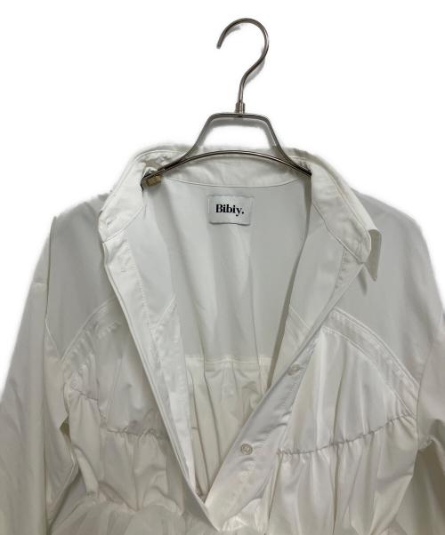 Bibiy.（ビビィ）Bibiy. (ビビィ) 長袖ワンピース ホワイト サイズ:Freeの古着・服飾アイテム