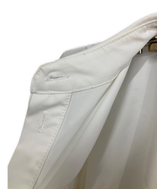 Bibiy.（ビビィ）Bibiy. (ビビィ) 長袖ワンピース ホワイト サイズ:Freeの古着・服飾アイテム