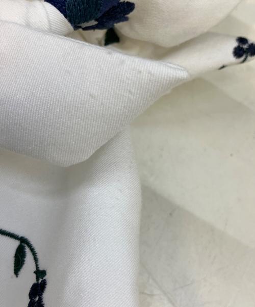 Bibiy.（ビビィ）Bibiy. (ビビィ) ハンドバッグ ホワイトの古着・服飾アイテム