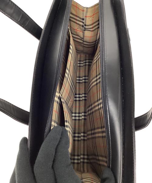Burberry's（バーバリーズ）Burberry's (バーバリーズ) ハンドバッグ ブラックの古着・服飾アイテム