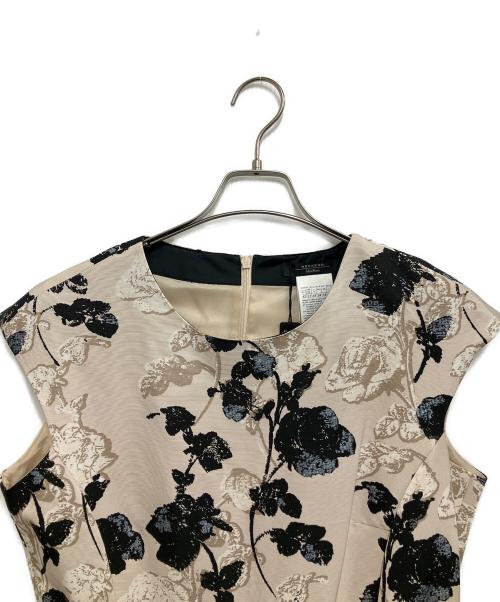 WEEKEND Max Mara（ウィークエンド マックスマーラ）WEEKEND Max Mara (ウィークエンド マックスマーラ) ノースリーブワンピース ベージュ サイズ:3XL 未使用品の古着・服飾アイテム