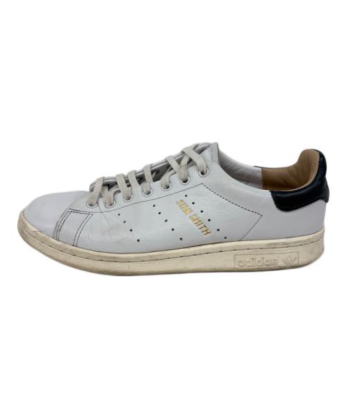 adidas（アディダス）adidas (アディダス) スニーカー ホワイト サイズ:24の古着・服飾アイテム