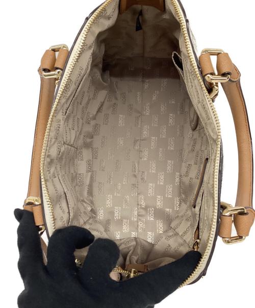 MICHAEL KORS（マイケルコース）MICHAEL KORS (マイケルコース) 2WAYバッグ ベージュの古着・服飾アイテム