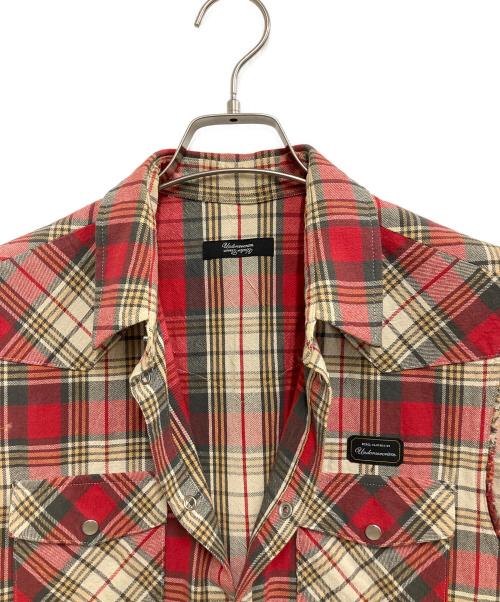 UNDERCOVERISM（アンダーカバーイズム）UNDERCOVERISM (アンダーカバーイズム) ノースリーブシャツ レッド サイズ:Mの古着・服飾アイテム