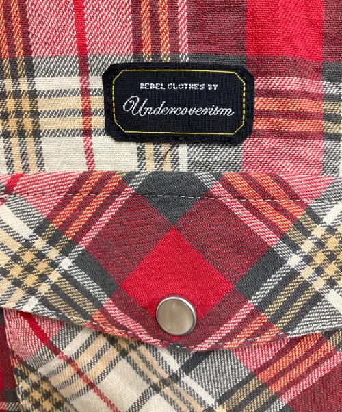 UNDERCOVERISM（アンダーカバーイズム）UNDERCOVERISM (アンダーカバーイズム) ノースリーブシャツ レッド サイズ:Mの古着・服飾アイテム