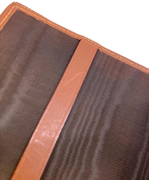 BURBERRY LONDON（バーバリーロンドン）BURBERRY LONDON (バーバリーロンドン) 2つ折り財布 ベージュの古着・服飾アイテム