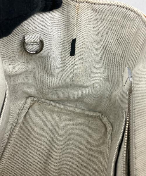 PRADA（プラダ）PRADA (プラダ) 2wayトートバッグ ホワイトの古着・服飾アイテム