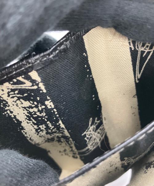 Vivienne Westwood（ヴィヴィアンウエストウッド）Vivienne Westwood (ヴィヴィアンウエストウッド) 3つ折り財布 ブラックの古着・服飾アイテム