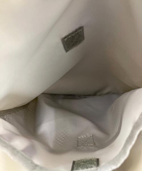 Columbia（コロンビア）Columbia (コロンビア) バックパック アイボリーの古着・服飾アイテム