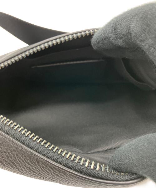 COACH（コーチ）COACH (コーチ) ボディーバッグ ブラック×ベージュの古着・服飾アイテム