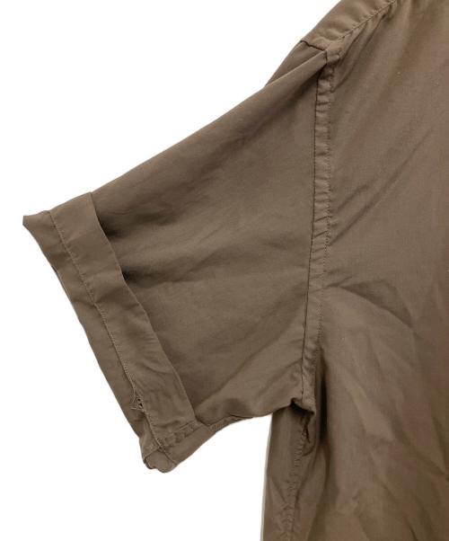 COMME des GARCONS HOMME DEUX（コムデギャルソン オム ドゥ）COMME des GARCONS HOMME DEUX (コムデギャルソン オム ドゥ) 半袖シャツ カーキ サイズ:Mの古着・服飾アイテム
