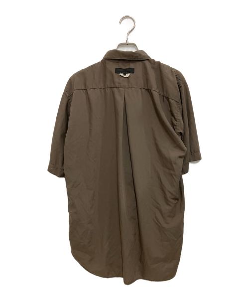COMME des GARCONS HOMME DEUX（コムデギャルソン オム ドゥ）COMME des GARCONS HOMME DEUX (コムデギャルソン オム ドゥ) 半袖シャツ カーキ サイズ:Mの古着・服飾アイテム