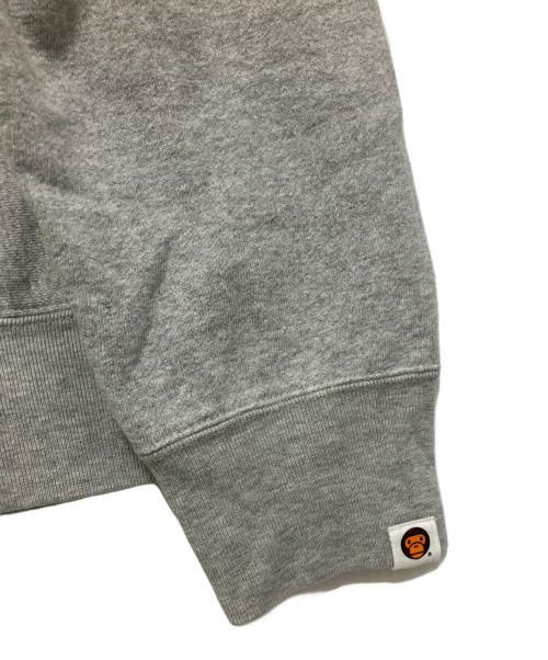 BABY MiLO（ベビーマイロ）BABY MiLO (ベビーマイロ) KAWS (カウズ) プルオーバーパーカー グレー サイズ:Mの古着・服飾アイテム