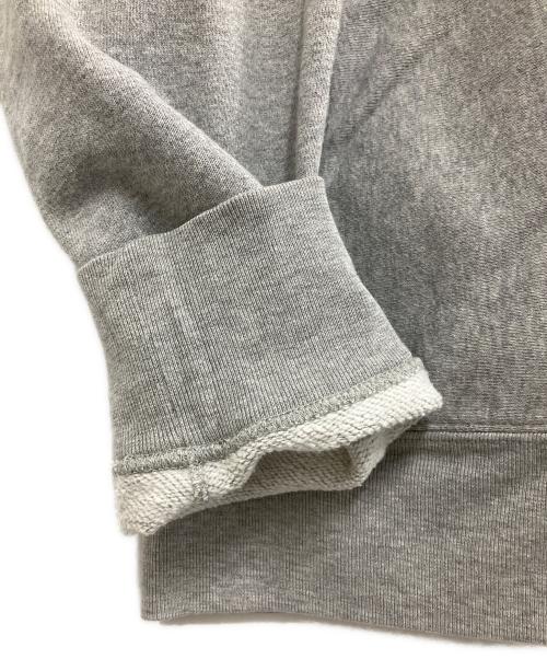 BABY MiLO（ベビーマイロ）BABY MiLO (ベビーマイロ) KAWS (カウズ) プルオーバーパーカー グレー サイズ:Mの古着・服飾アイテム