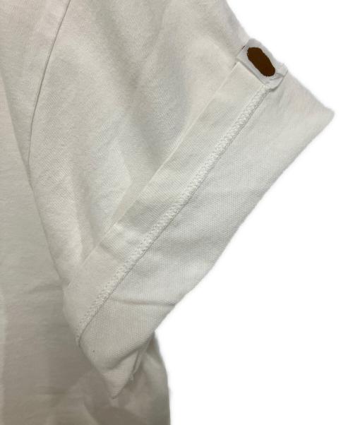 A BATHING APE（アベイシングエイプ）A BATHING APE (アベイシングエイプ) KAWS (カウズ) Tシャツ ホワイト サイズ:Mの古着・服飾アイテム