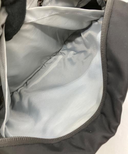 ARC'TERYX（アークテリクス）ARC'TERYX (アークテリクス) ショルダーバッグ ブラックの古着・服飾アイテム