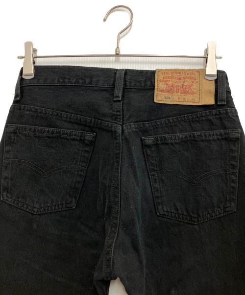 LEVI'S（リーバイス）LEVI'S (リーバイス) デニムパンツ ブラック サイズ: 76cm (W30)の古着・服飾アイテム