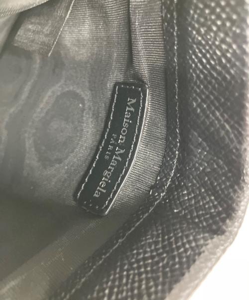 Maison Margiela（メゾンマルジェラ）Maison Margiela (メゾンマルジェラ) スマホショルダーバッグ ブラックの古着・服飾アイテム