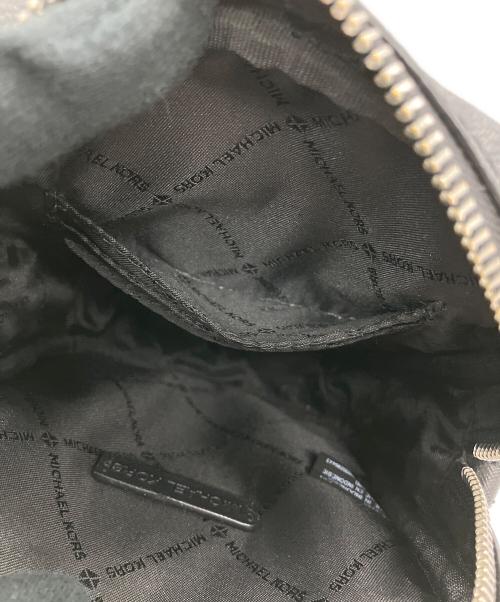 MICHAEL KORS（マイケルコース）MICHAEL KORS (マイケルコース) ショルダーバッグ ブラックの古着・服飾アイテム