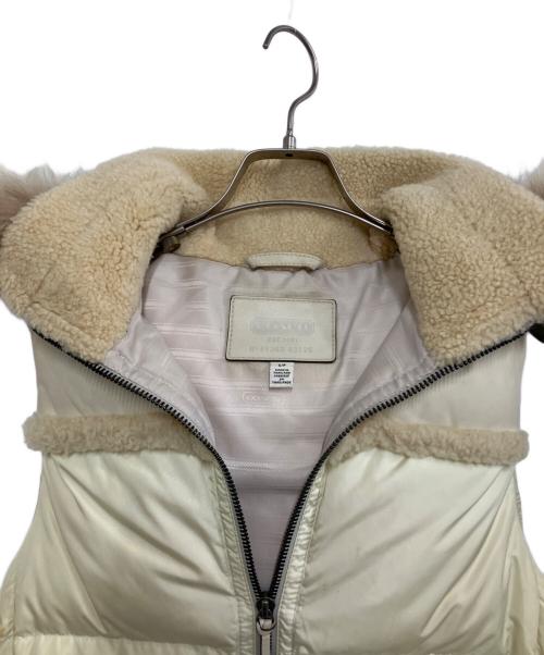COACH（コーチ）COACH (コーチ) ダウンベスト ホワイト サイズ:ｓの古着・服飾アイテム