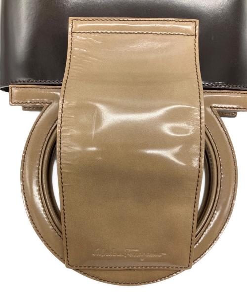 Salvatore Ferragamo（サルヴァトーレ フェラガモ）Salvatore Ferragamo (サルヴァトーレ フェラガモ) ハンドバッグ ブラウンの古着・服飾アイテム