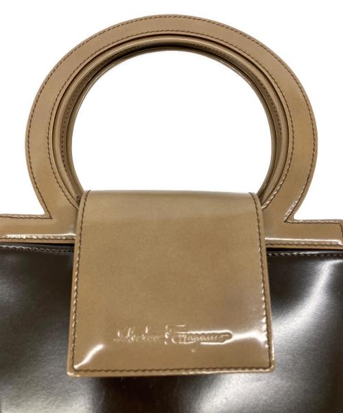Salvatore Ferragamo（サルヴァトーレ フェラガモ）Salvatore Ferragamo (サルヴァトーレ フェラガモ) ハンドバッグ ブラウンの古着・服飾アイテム