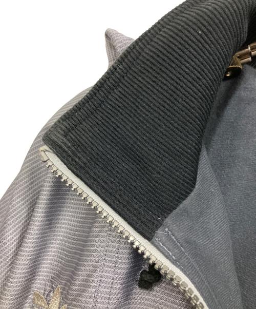 adidas（アディダス）adidas (アディダス) ナイロンジャケット グレー サイズ:Lの古着・服飾アイテム