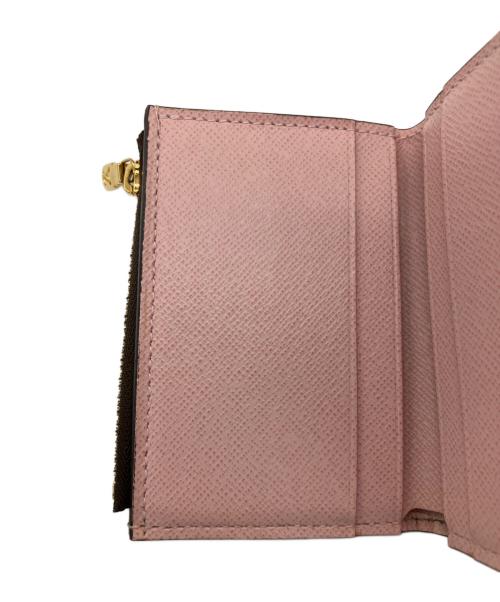 LOUIS VUITTON（ルイ ヴィトン）LOUIS VUITTON (ルイ ヴィトン) 3つ折り財布 ブラウン×ピンクの古着・服飾アイテム