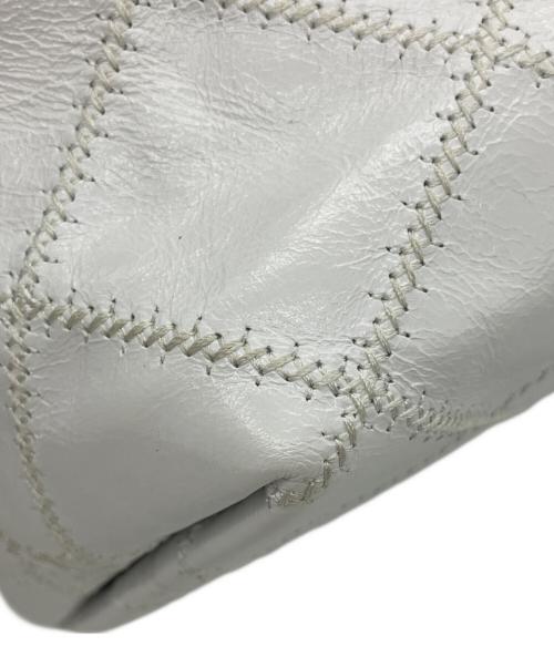 TORY BURCH（トリーバーチ）TORY BURCH (トリーバーチ) Willa Glazed Drawstring Bag ホワイトの古着・服飾アイテム