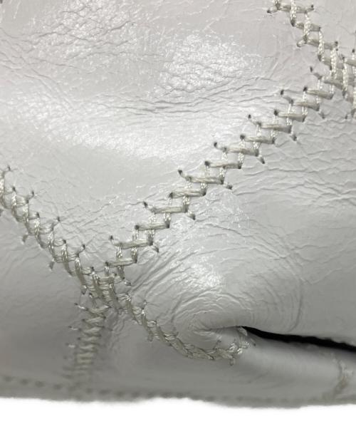 TORY BURCH（トリーバーチ）TORY BURCH (トリーバーチ) Willa Glazed Drawstring Bag ホワイトの古着・服飾アイテム
