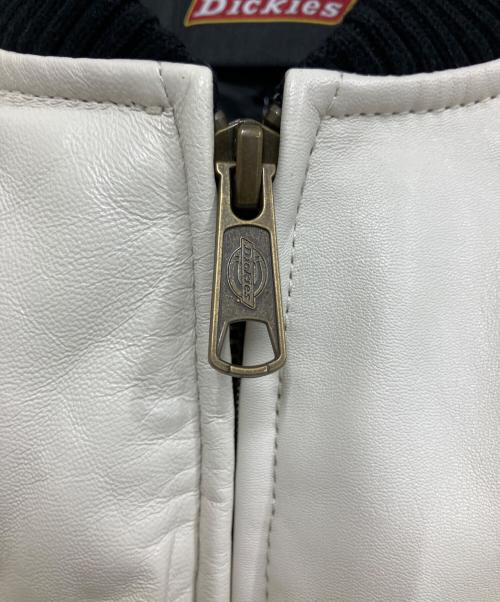Dickies（ディッキーズ）Dickies (ディッキーズ) SUPREME (シュプリーム) 23AW Leather Work Vest ホワイト×ブラック サイズ:Mの古着・服飾アイテム