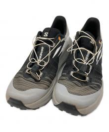 SALOMON（サロモン）の古着「ランニングシューズ」｜グレー