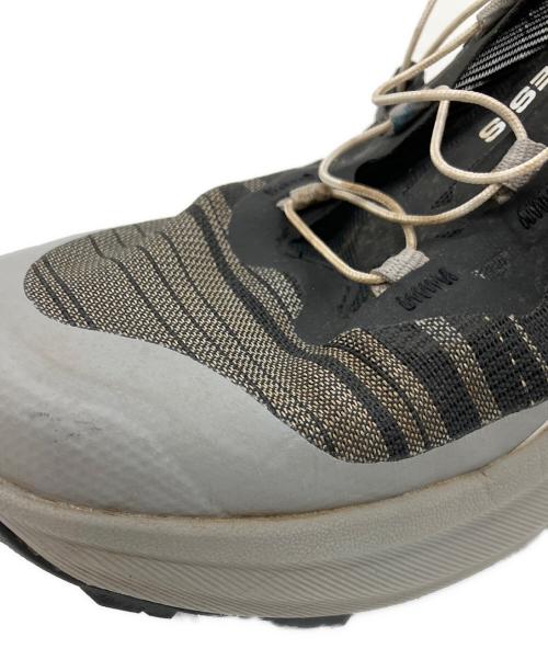 SALOMON（サロモン）SALOMON (サロモン) ランニングシューズ グレー サイズ:26cmの古着・服飾アイテム