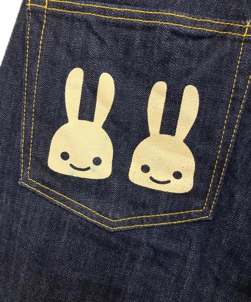 CUNE（キューン）CUNE (キューン) 4連うさぎ デニムパンツ ネイビー サイズ:86cm (W34)の古着・服飾アイテム