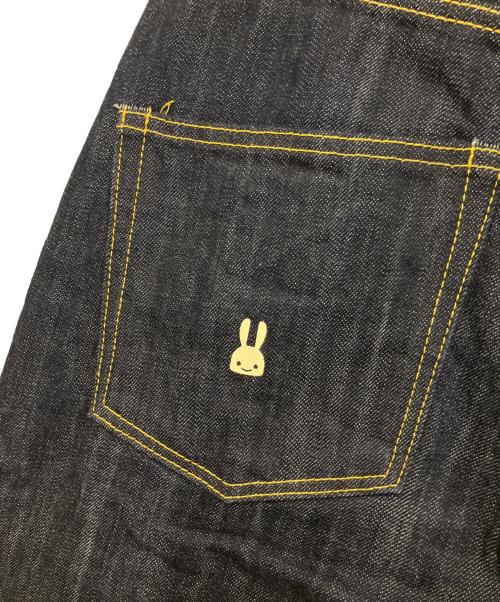 CUNE（キューン）CUNE (キューン) 4連うさぎ デニムパンツ ネイビー サイズ:86cm (W34)の古着・服飾アイテム