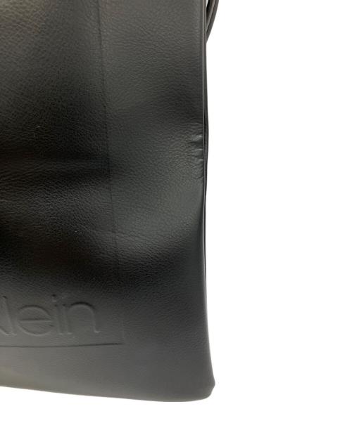 Calvin Klein（カルバンクライン）Calvin Klein (カルバンクライン) レザートートバッグ ブラックの古着・服飾アイテム