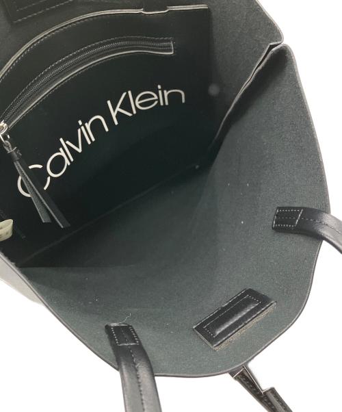 Calvin Klein（カルバンクライン）Calvin Klein (カルバンクライン) レザートートバッグ ブラックの古着・服飾アイテム