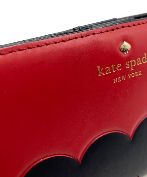 Kate Spade（ケイトスペード）Kate Spade (ケイトスペード) 2つ折り長財布 レッド×ブラックの古着・服飾アイテム