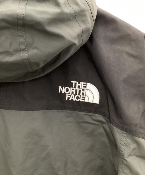 THE NORTH FACE（ザ ノース フェイス）THE NORTH FACE (ザ ノース フェイス) マウンテンライトジャケット ブラック×グレー サイズ:Mの古着・服飾アイテム
