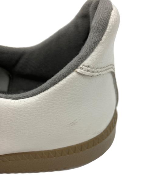 BW SPORT（ビーダブルスポーツ）BW SPORT (ビーダブルスポーツ) スニーカー ホワイト×グレー サイズ:24.5の古着・服飾アイテム