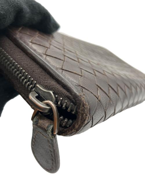 BOTTEGA VENETA（ボッテガベネタ）BOTTEGA VENETA (ボッテガベネタ) イントレチャート ラウンドファスナー長財布 ダークブラウンの古着・服飾アイテム