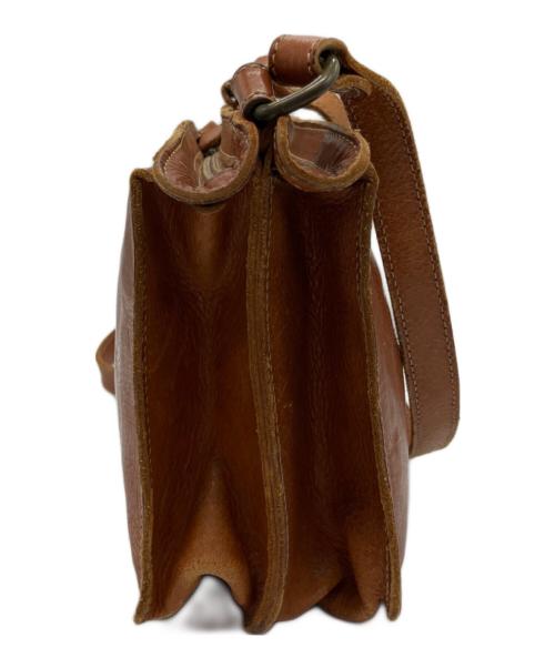 IL BISONTE（イル ビゾンテ）IL BISONTE (イル ビゾンテ) レザーミニショルダーバッグ ブラウンの古着・服飾アイテム