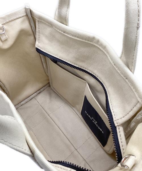 MARC JACOBS（マークジェイコブス）MARC JACOBS (マークジェイコブス) ザ キャンバス トート バッグ ミディアム アイボリーの古着・服飾アイテム