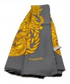 CHANELシャネル）の古着「シルクスカーフ」｜グレー×ゴールド