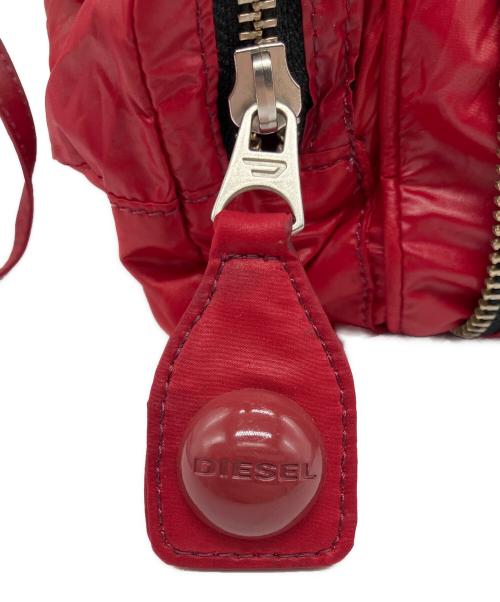 DIESEL（ディーゼル）DIESEL (ディーゼル) ハンドバッグ レッド×ブラックの古着・服飾アイテム