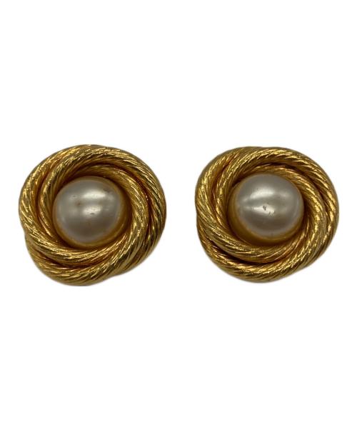 CHANEL（シャネル）CHANEL (シャネル) イヤリング ゴールド×ホワイトの古着・服飾アイテム