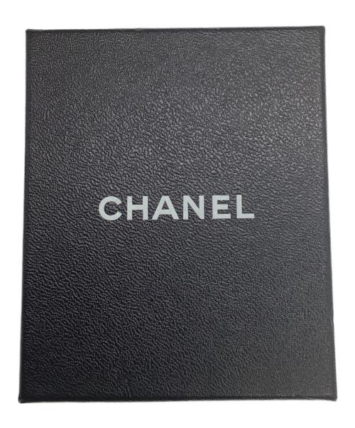 CHANEL（シャネル）CHANEL (シャネル) イヤリング ゴールド×ホワイトの古着・服飾アイテム