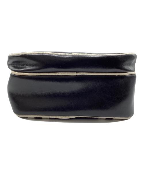 FRED PERRY（フレッドペリー）FRED PERRY (フレッドペリー) PU SHOULDER TOTE BAG ブラック×ホワイトの古着・服飾アイテム