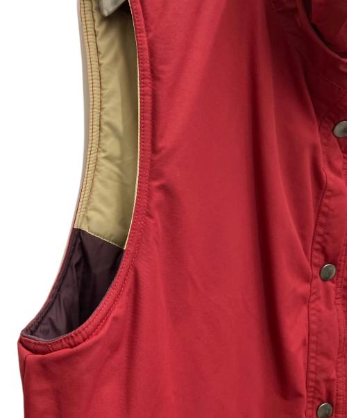 Patagonia（パタゴニア）Patagonia (パタゴニア) リバーシブルベスト レッド×ベージュ サイズ:XLの古着・服飾アイテム